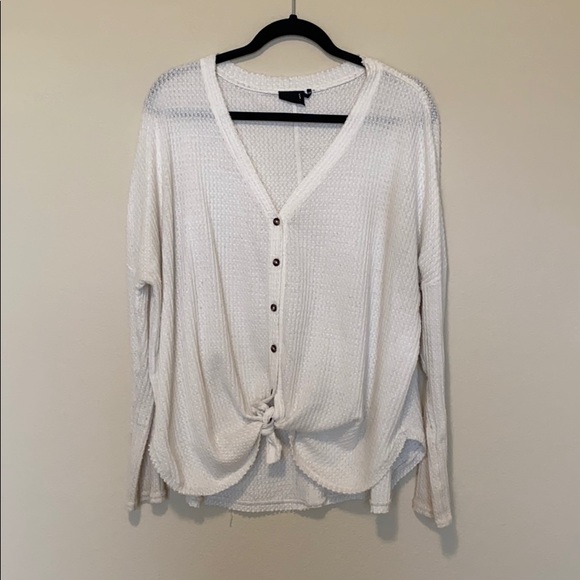 UO Out From Under White Jojo Thermal - Picture 1 of 6